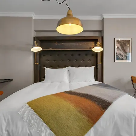 Oddsson Downtown Aparthotel